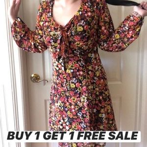🌀B1G1 FREE🌀 Floral Long-Sleeve Dress